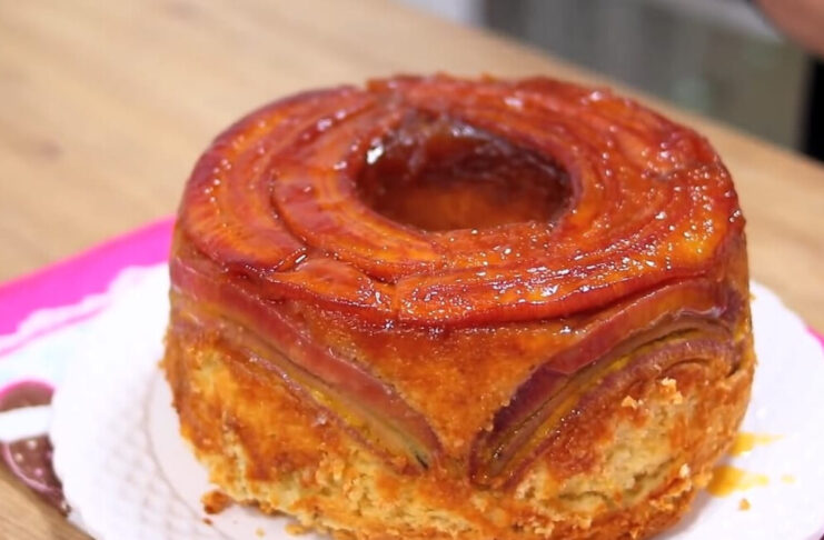 Bolo de Banana Caramelizada